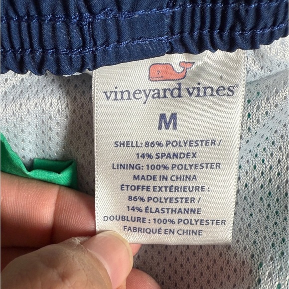 Vineyard Vines Men's Color Block Lined 7" Swim Trunks - Medium - Picture 2 of 6